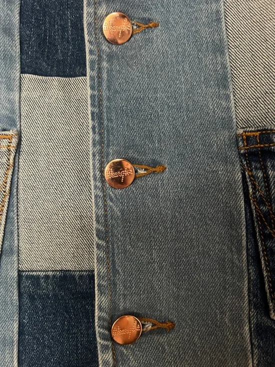 Wrangler Two-Tone Patchwork Denim Vest in Blue - Picture 3 of 8